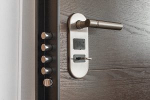 hotel room door lock